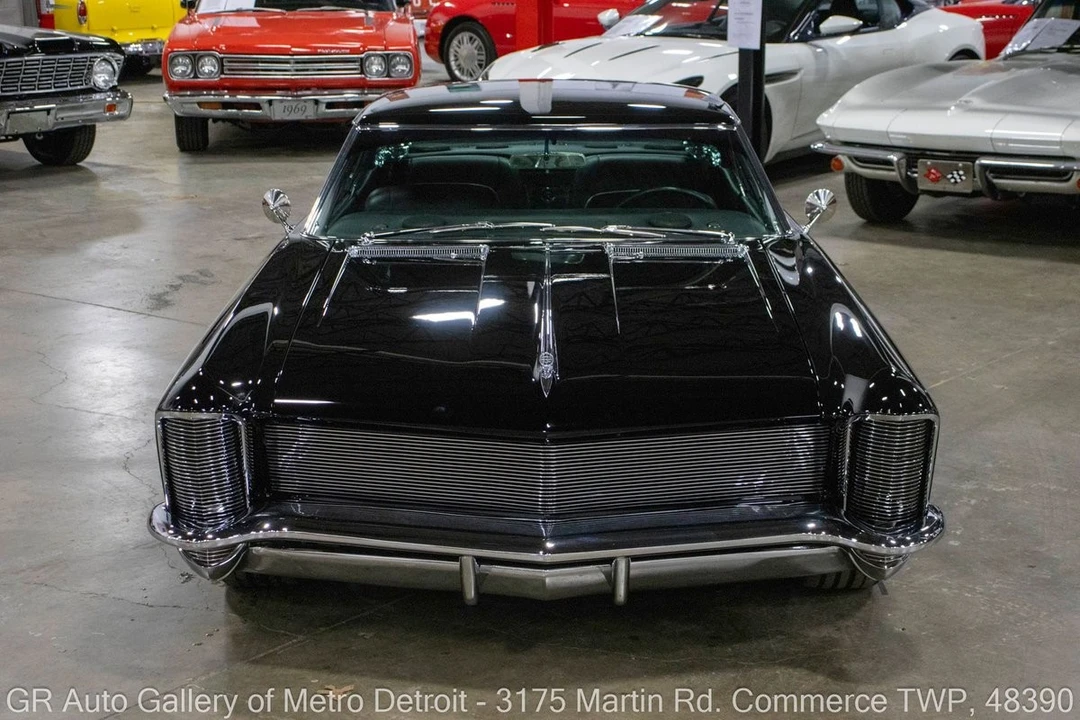 1965 Buick Riviera 1st Gen - Image 11 of 12