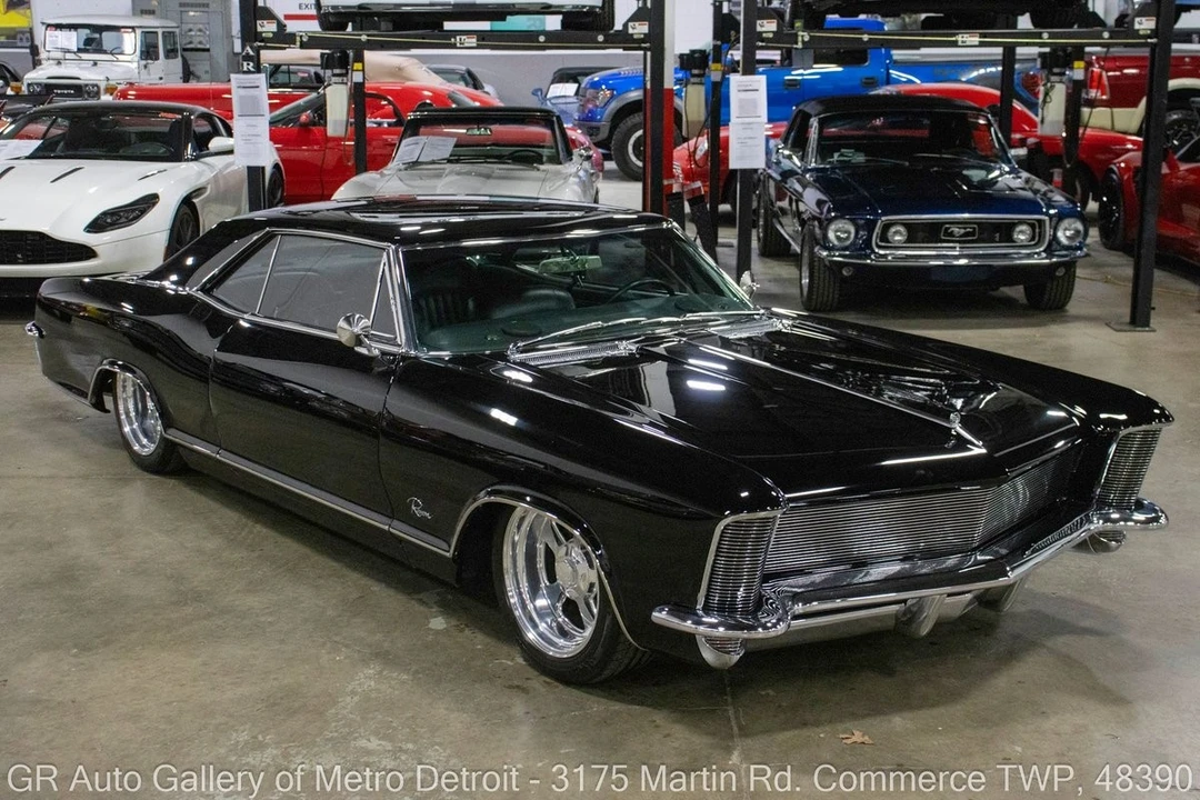 1965 Buick Riviera 1st Gen - Image 9 of 12