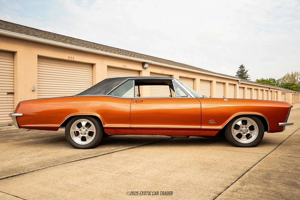1965 Buick Riviera 1st Gen - Image 9 of 24