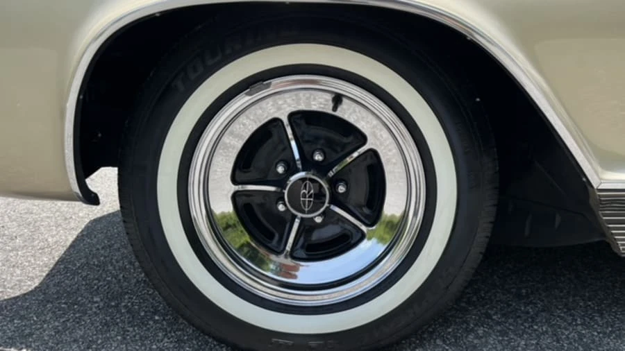 1965 Buick Riviera 1st Gen - Image 14 of 15