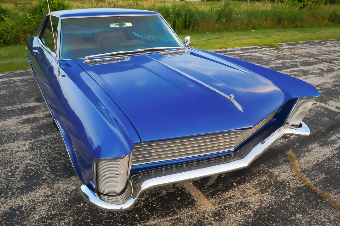 1965 Buick Riviera 1st Gen - Image 11 of 31