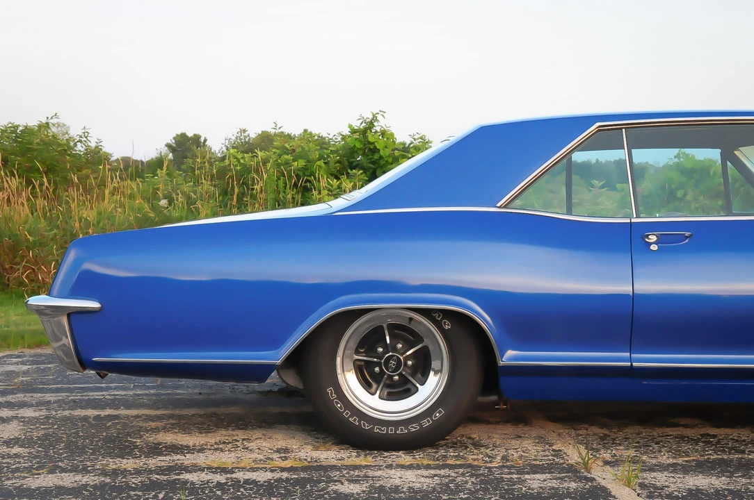 1965 Buick Riviera 1st Gen - Image 21 of 31