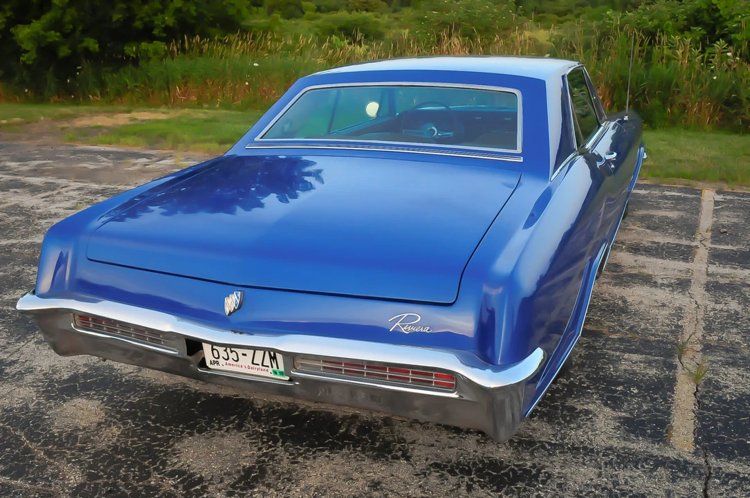 1965 Buick Riviera 1st Gen - Image 23 of 31