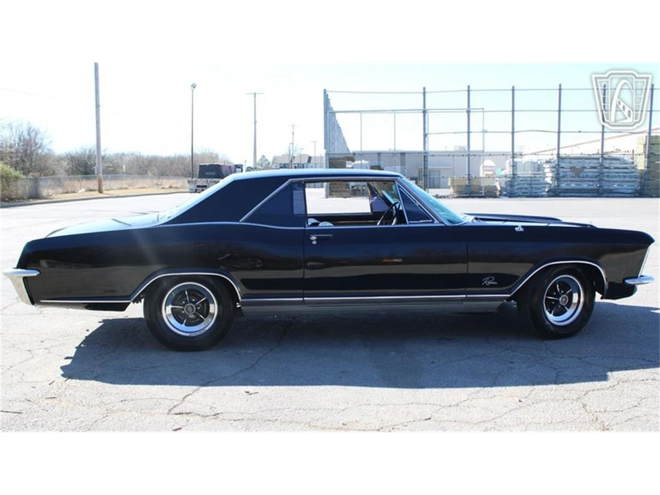 1965 Buick Riviera 1st Gen - Image 21 of 31