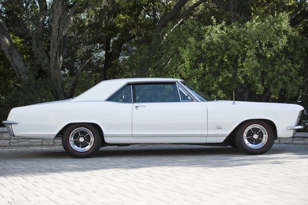 1965 Buick Riviera 1st Gen - Image 15 of 31