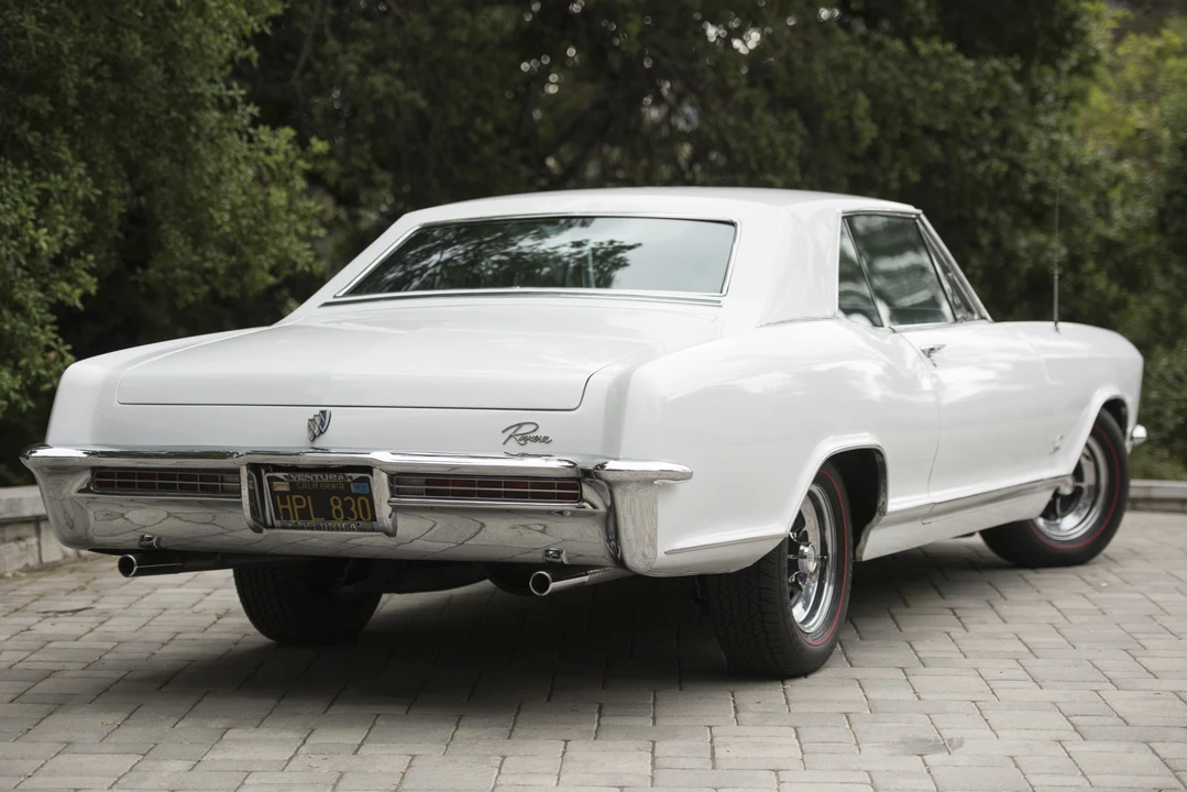 1965 Buick Riviera 1st Gen - Image 12 of 31