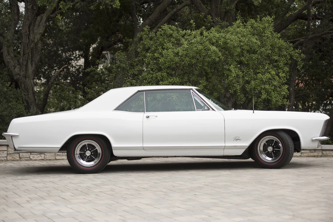 1965 Buick Riviera 1st Gen - Image 13 of 31
