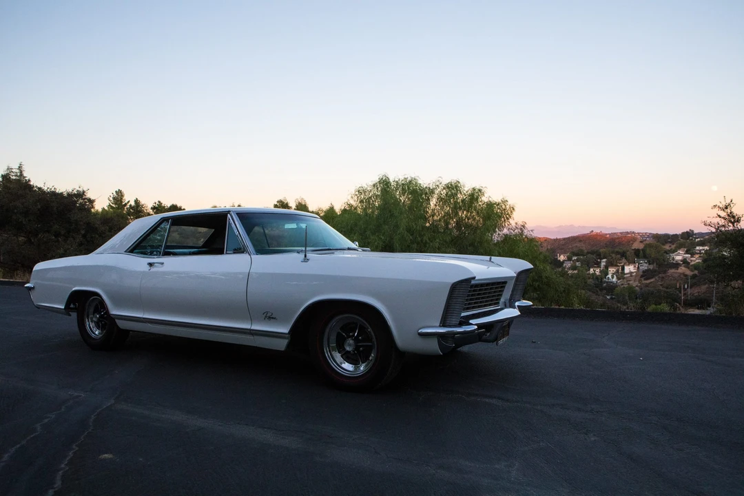 1965 Buick Riviera 1st Gen - Image 17 of 31