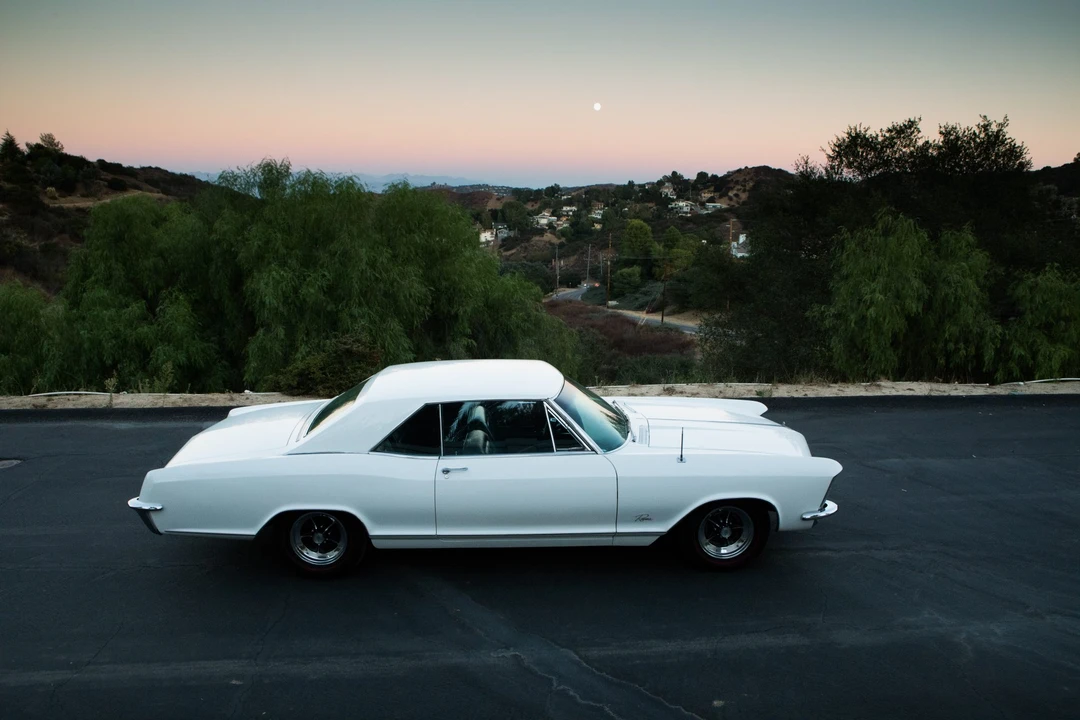 1965 Buick Riviera 1st Gen - Image 21 of 31