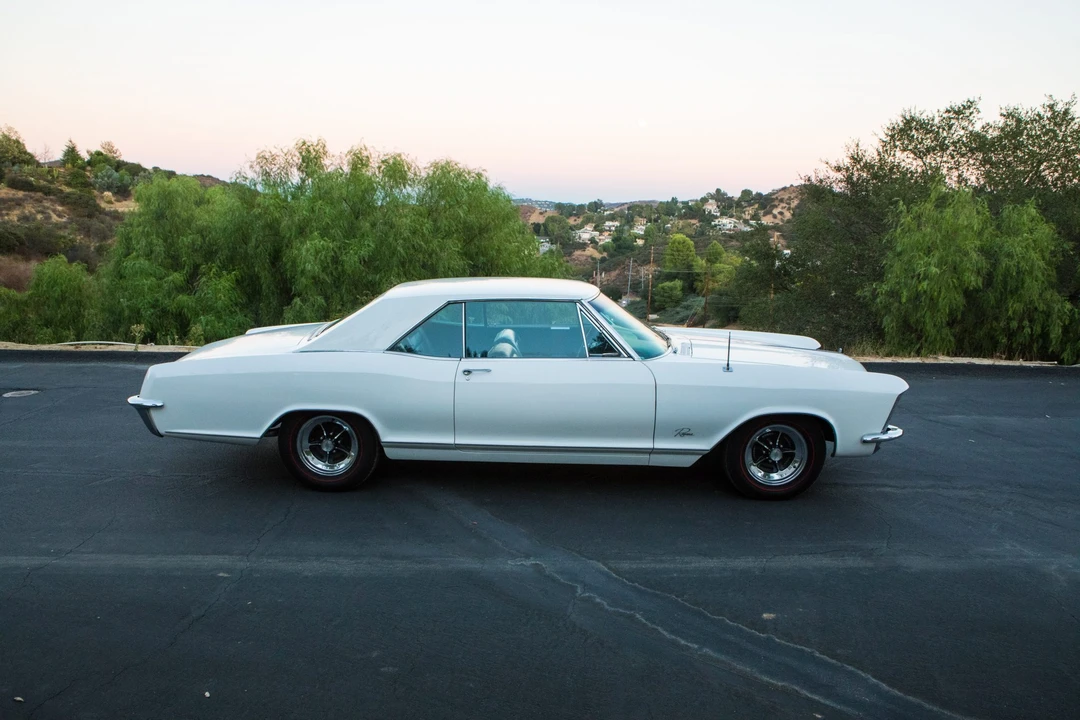1965 Buick Riviera 1st Gen - Image 22 of 31