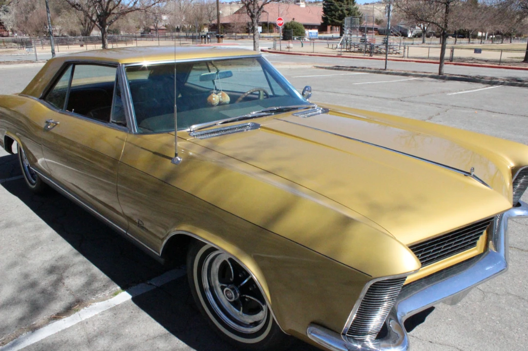 1965 Buick Riviera 1st Gen - Image 9 of 31