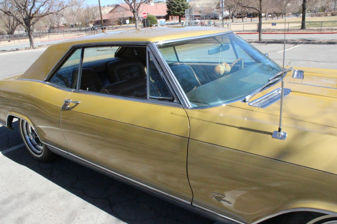 1965 Buick Riviera 1st Gen - Image 18 of 31