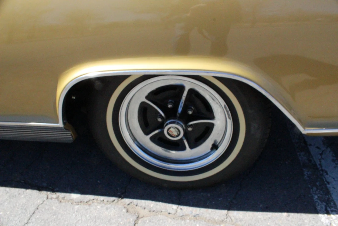 1965 Buick Riviera 1st Gen - Image 29 of 31