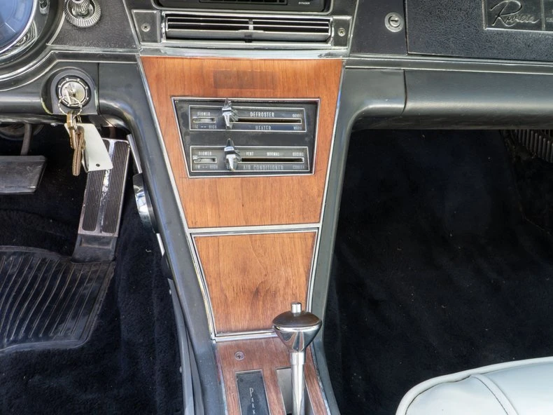 1965 Buick Riviera 1st Gen - Image 27 of 31