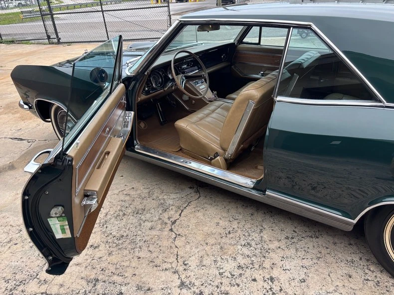 1965 Buick Riviera 1st Gen - Image 17 of 31