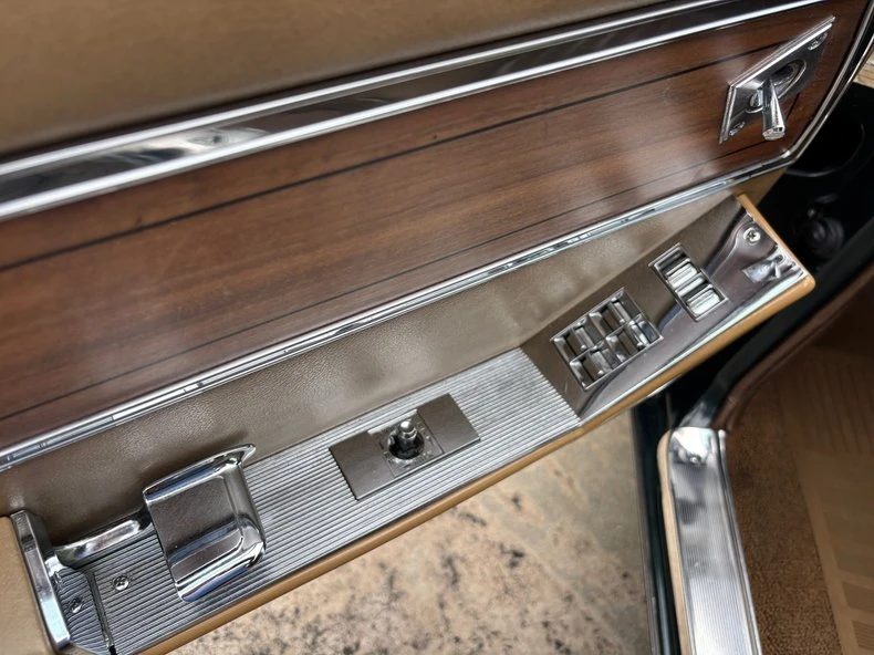1965 Buick Riviera 1st Gen - Image 27 of 31