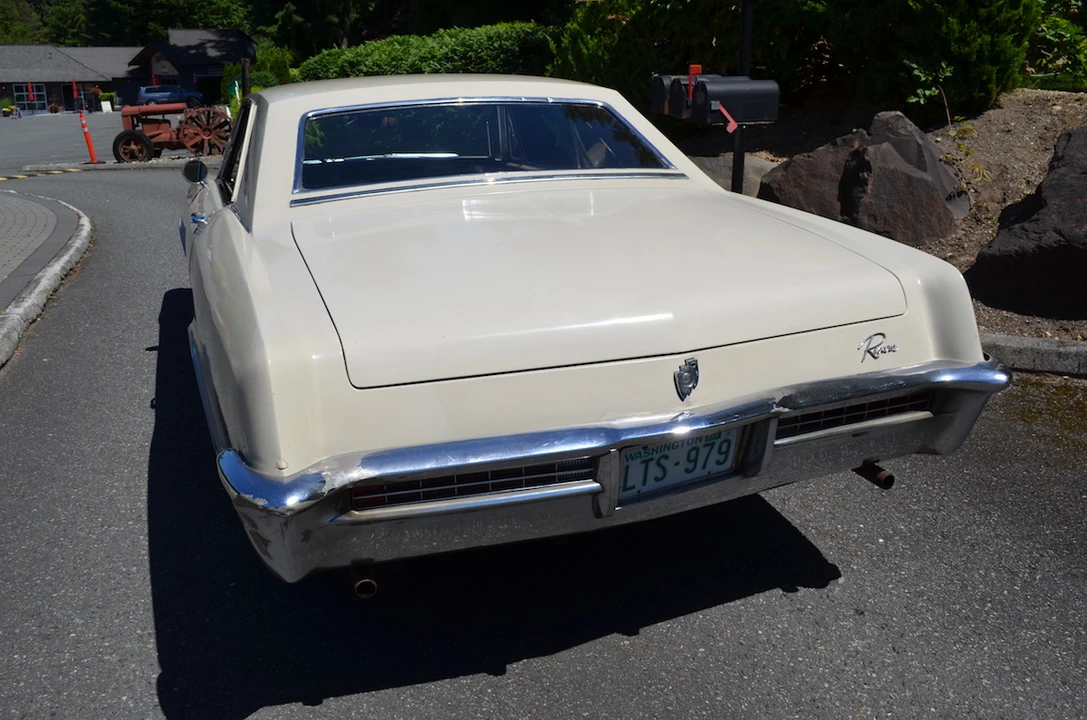 1965 Buick Riviera 1st Gen - Image 9 of 31