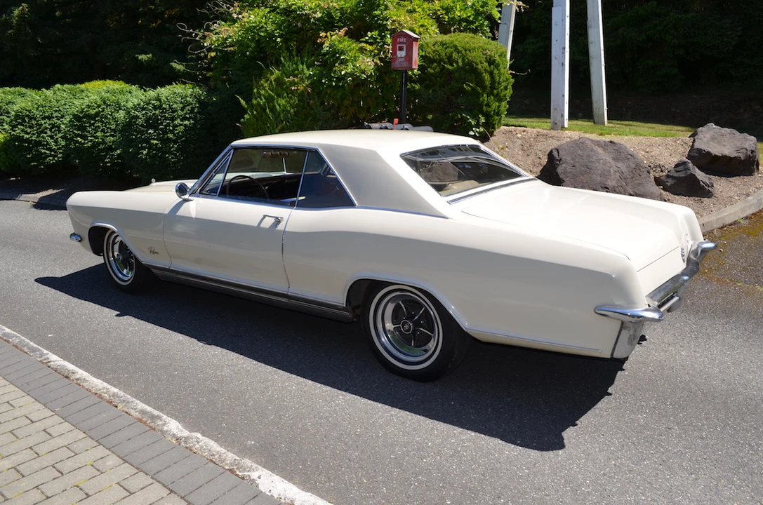 1965 Buick Riviera 1st Gen - Image 12 of 31