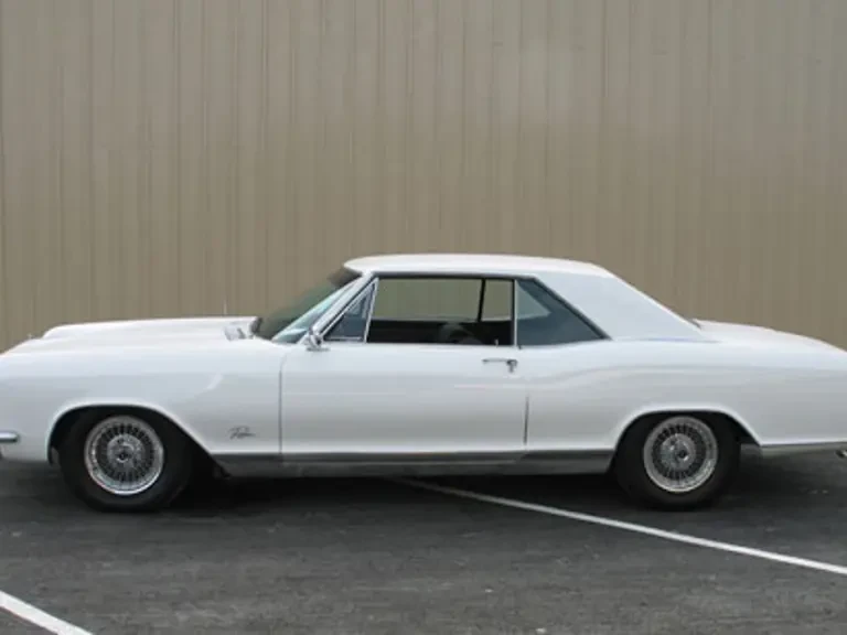 1965 Buick Riviera 1st Gen - Image 12 of 13