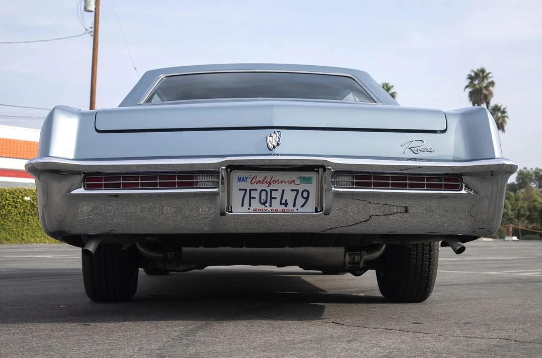 1965 Buick Riviera 1st Gen - Image 17 of 31