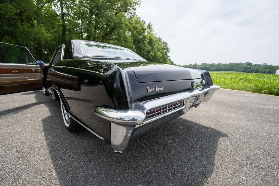 1965 Buick Riviera 1st Gen - Image 11 of 31
