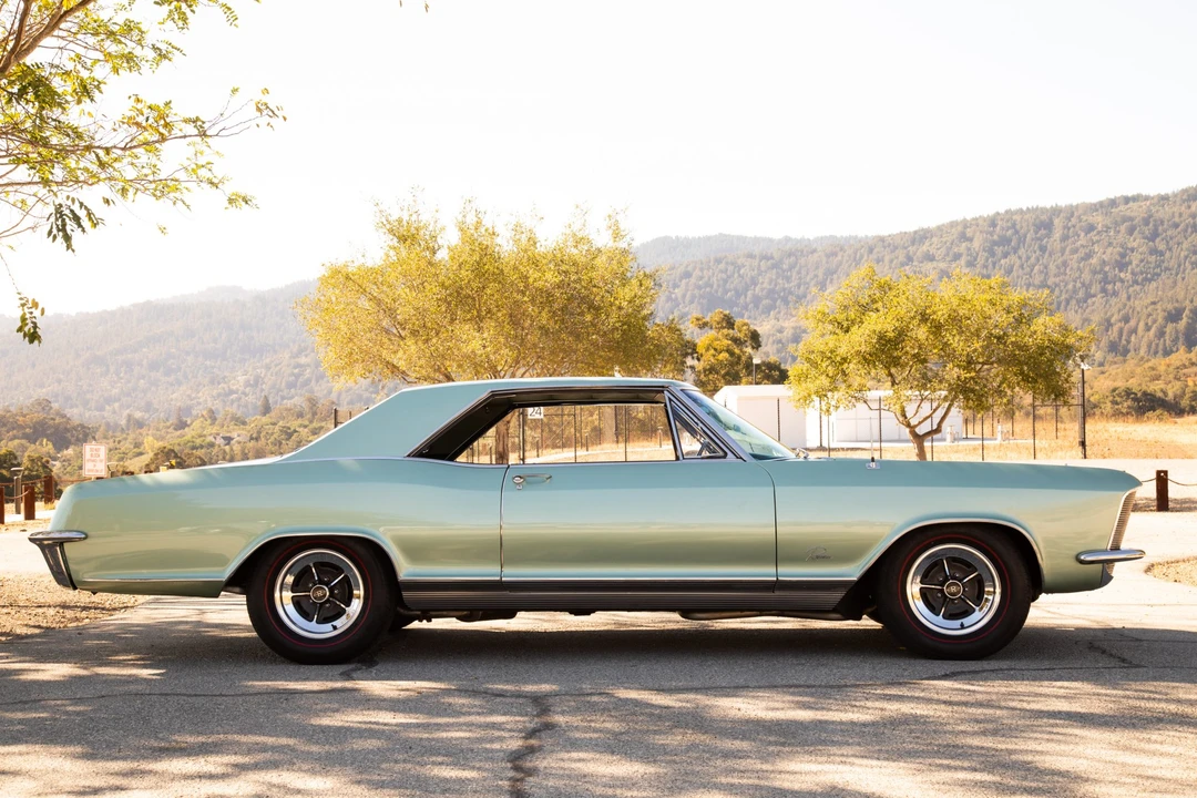 1965 Buick Riviera 1st Gen - Image 9 of 31