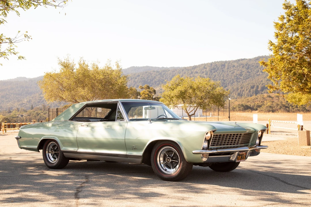1965 Buick Riviera 1st Gen - Image 10 of 31