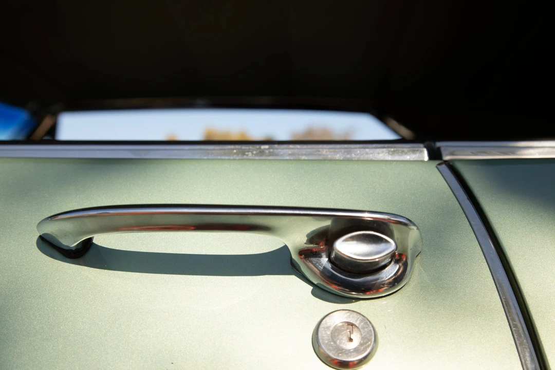 1965 Buick Riviera 1st Gen - Image 25 of 31
