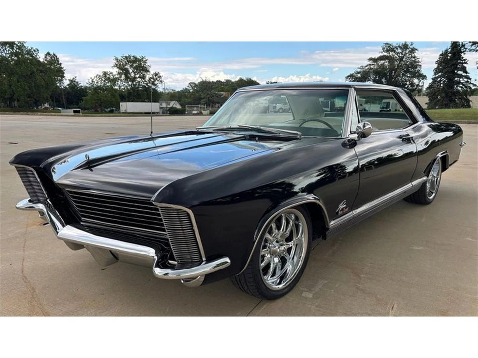 1965 Buick Riviera 1st Gen - Image 4 of 31