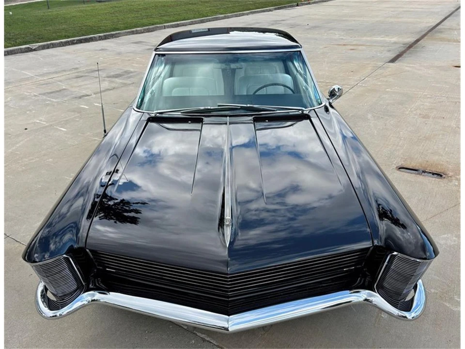 1965 Buick Riviera 1st Gen - Image 14 of 31