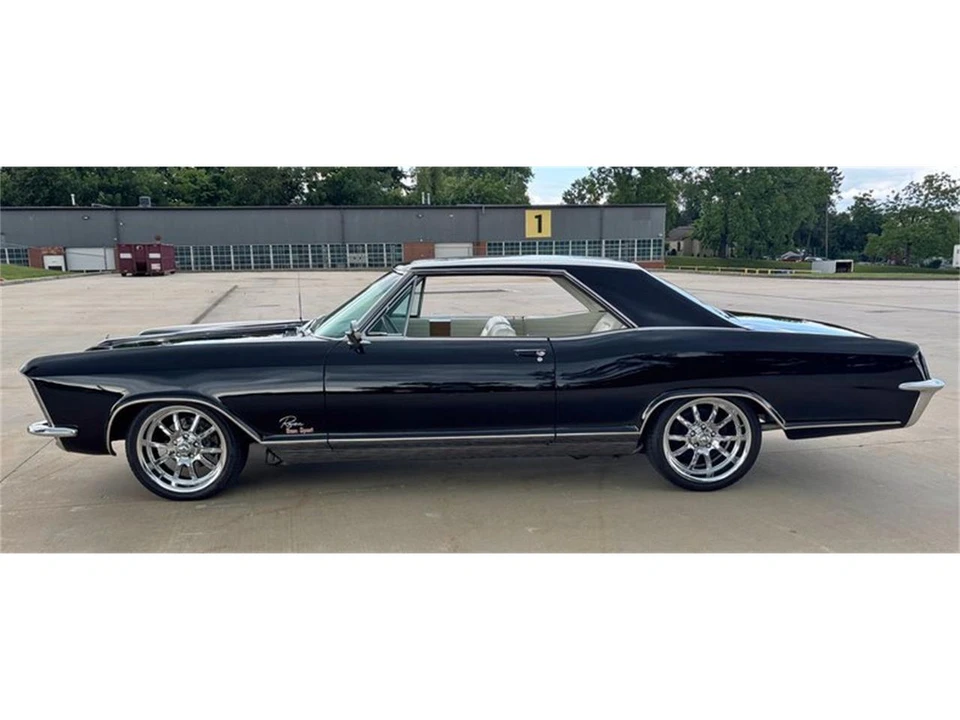 1965 Buick Riviera 1st Gen - Image 5 of 31