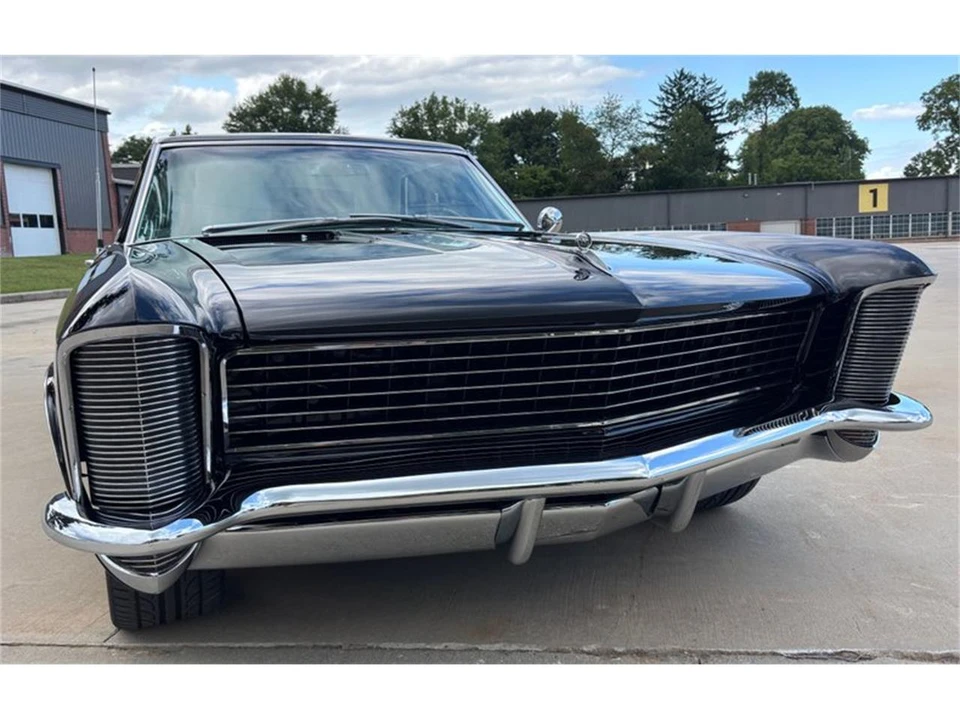 1965 Buick Riviera 1st Gen - Image 25 of 31