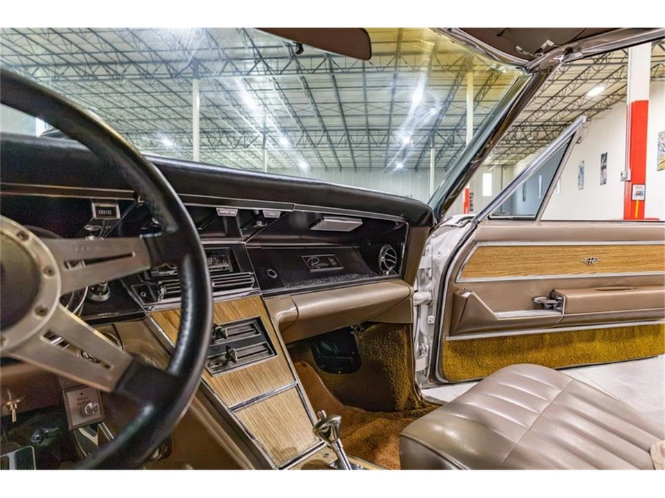 1965 Buick Riviera 1st Gen - Image 13 of 31