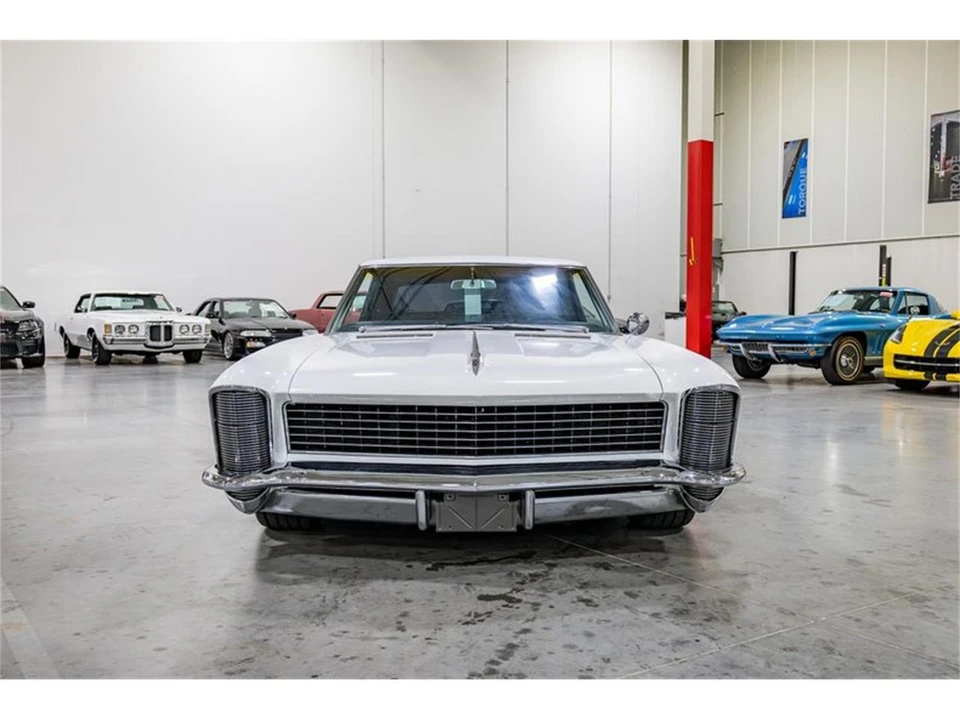 1965 Buick Riviera 1st Gen - Image 9 of 31