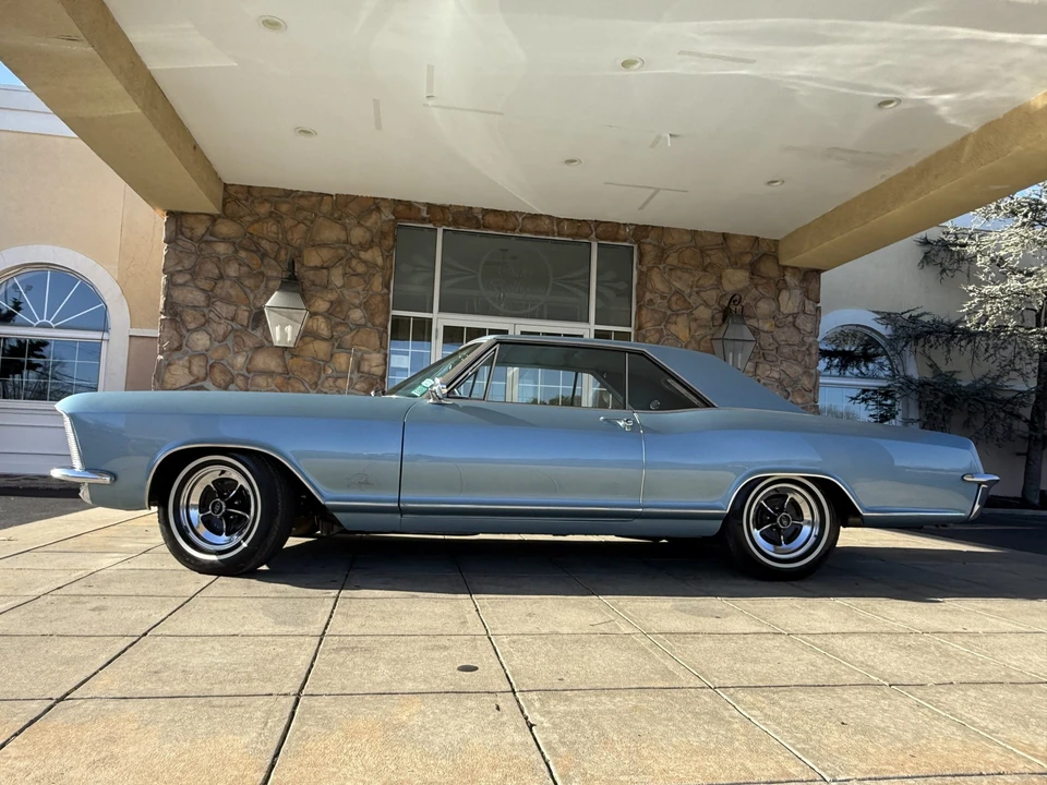 1965 Buick Riviera 1st Gen - Image 10 of 31