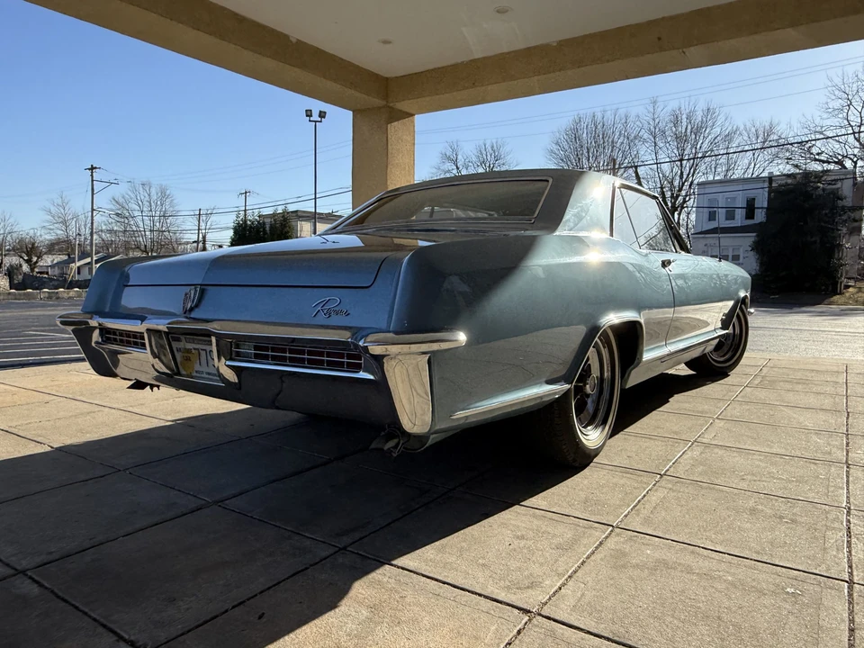 1965 Buick Riviera 1st Gen - Image 23 of 31
