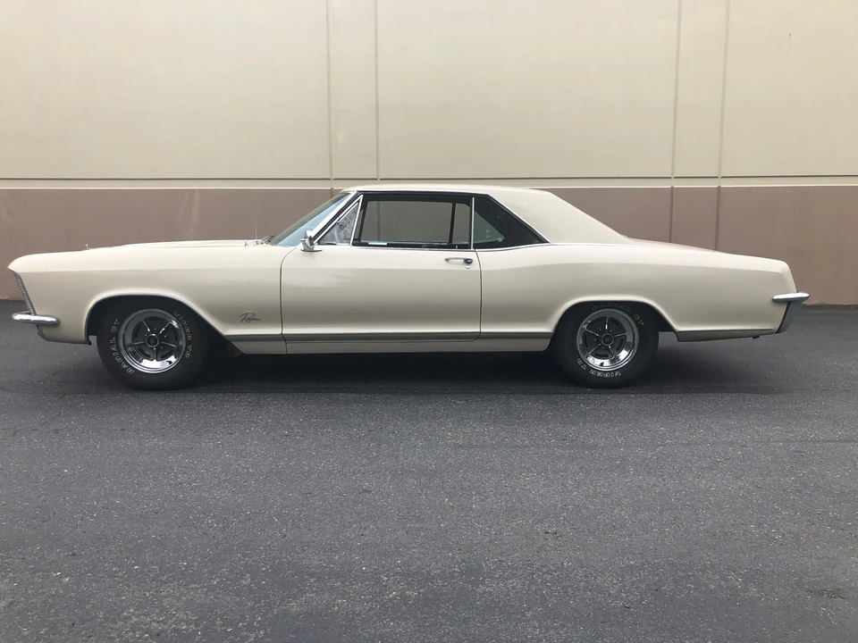 1965 Buick Riviera 1st Gen - Image 10 of 31