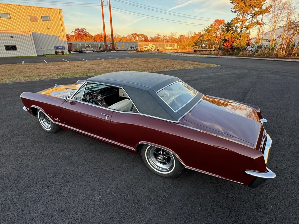 1965 Buick Riviera 1st Gen - Image 22 of 31