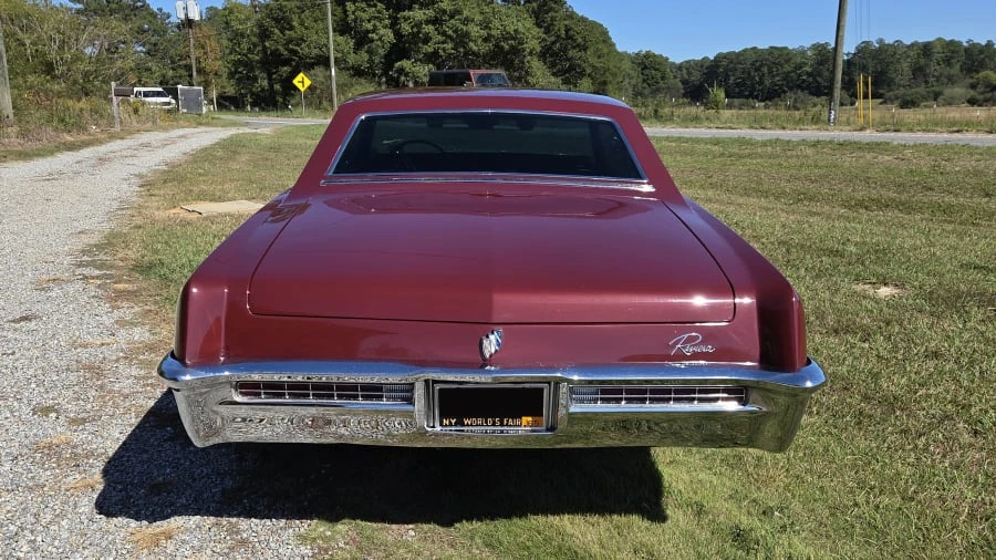 1965 Buick Riviera 1st Gen - Image 10 of 31