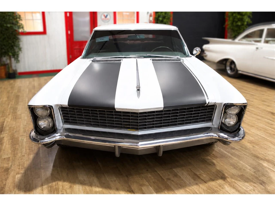 1965 Buick Riviera 1st Gen - Image 15 of 16