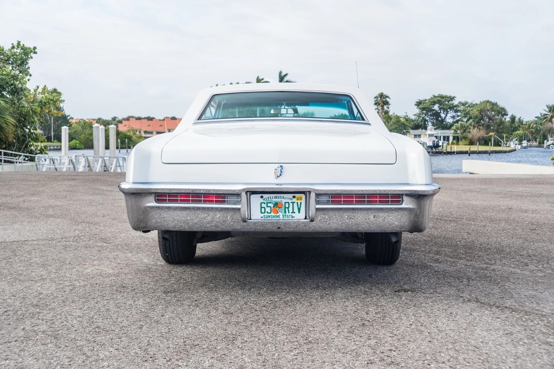 1965 Buick Riviera 1st Gen - Image 10 of 31