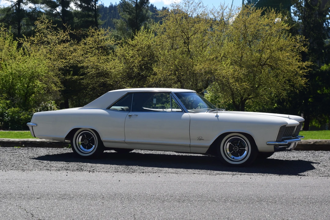 1965 Buick Riviera 1st Gen - Image 12 of 31