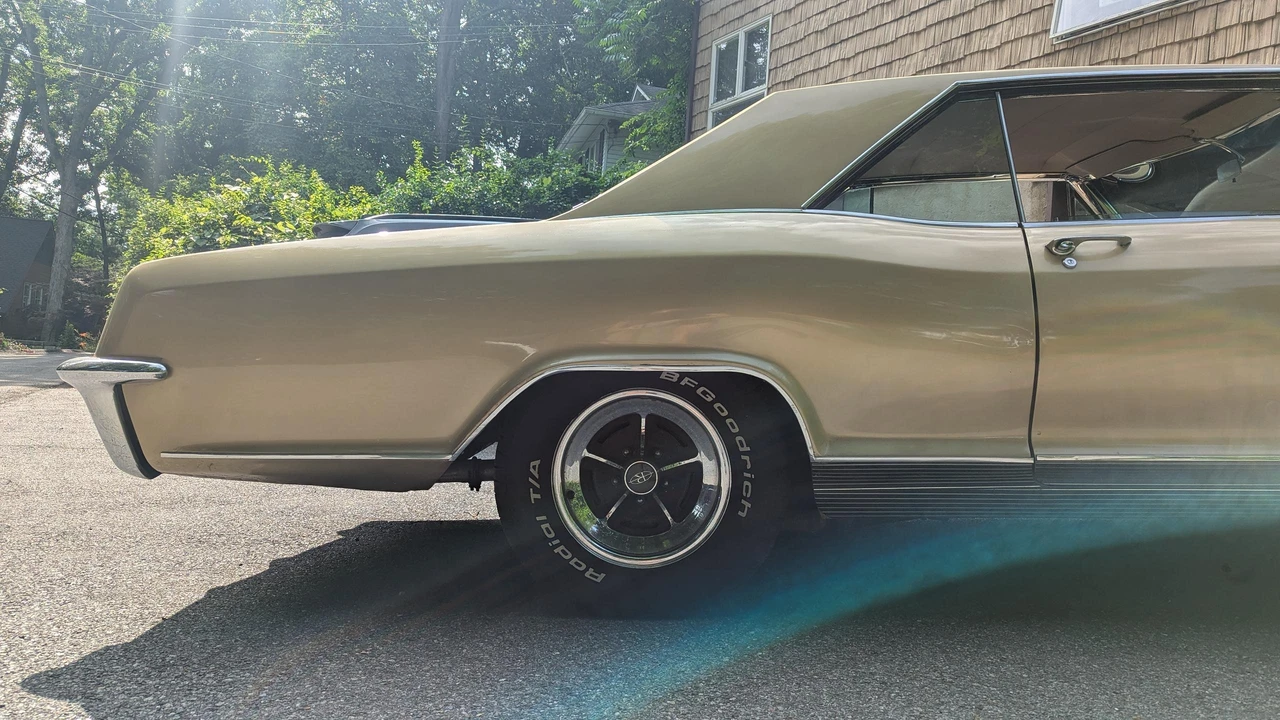 1965 Buick Riviera 1st Gen - Image 16 of 31