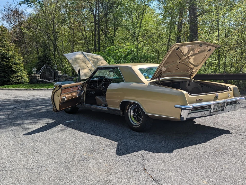 1965 Buick Riviera 1st Gen - Image 13 of 31