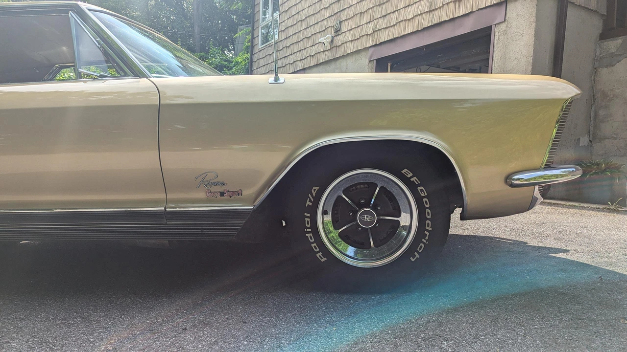 1965 Buick Riviera 1st Gen - Image 17 of 31