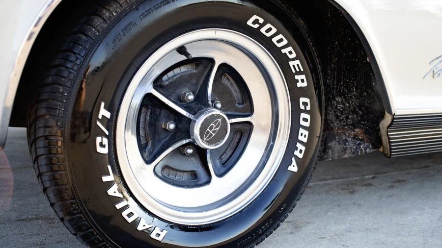1965 Buick Riviera 1st Gen - Image 7 of 11