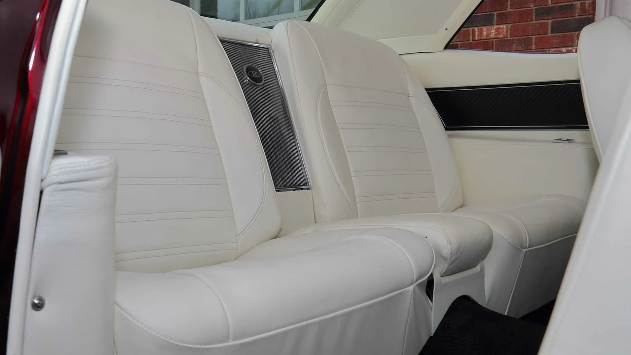 1965 Buick Riviera 1st Gen - Image 17 of 21