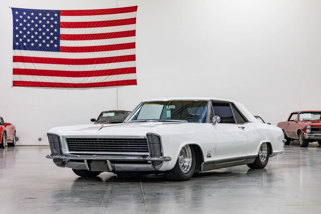 1965 Buick Riviera GS 1st Gen - Image 18 of 31