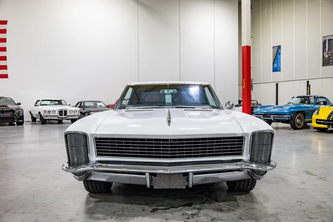1965 Buick Riviera GS 1st Gen - Image 25 of 31