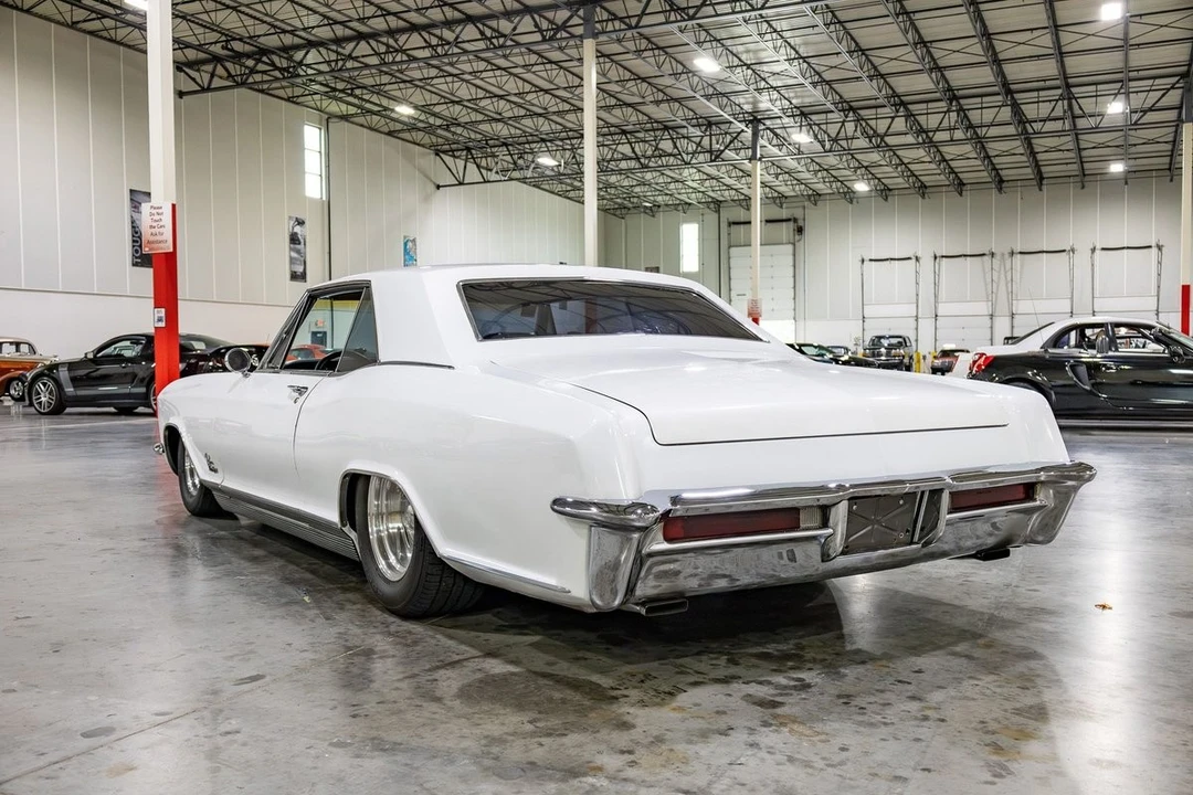 1965 Buick Riviera GS 1st Gen - Image 4 of 31